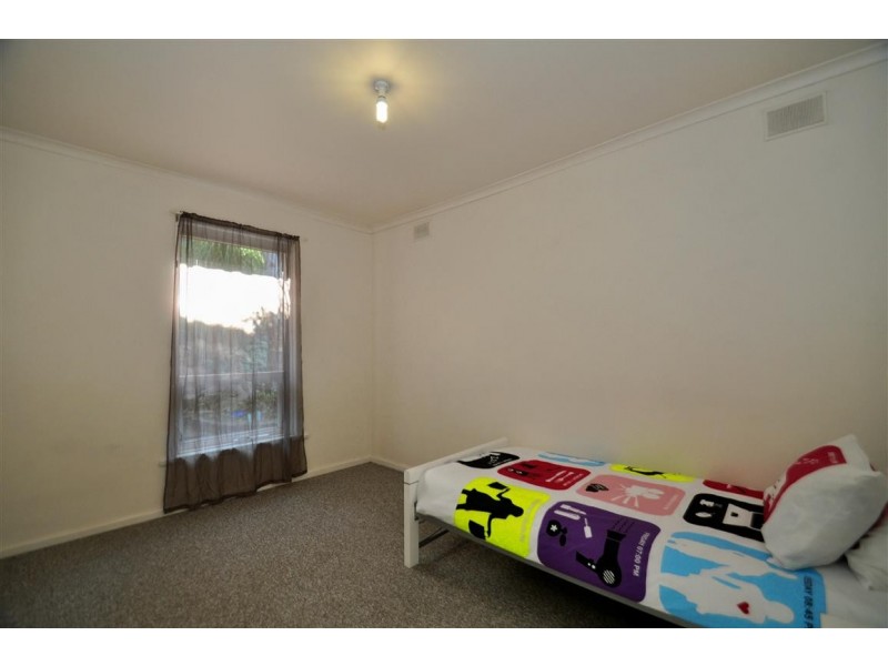 17 Conington Crescent, Morphett Vale SA 5162