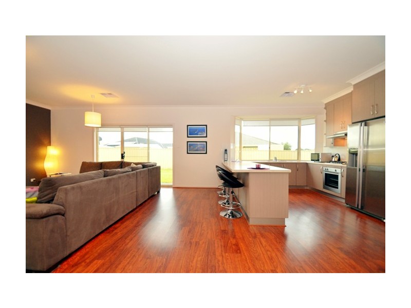 27 Buoy Crescent, Seaford Meadows SA 5169