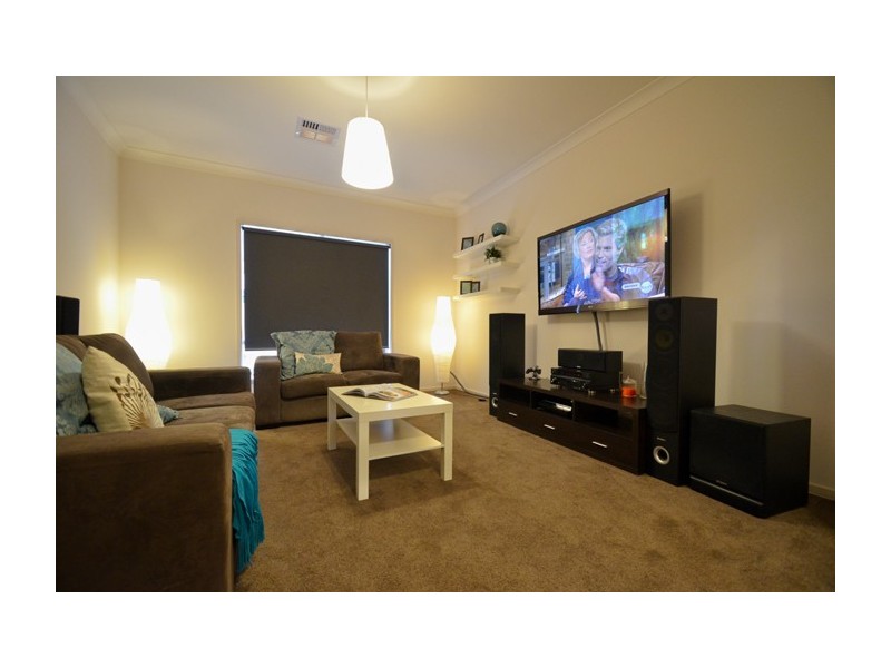 27 Buoy Crescent, Seaford Meadows SA 5169