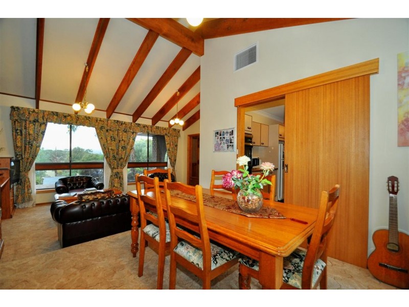 6 Mark Court, O’halloran Hill SA 5158