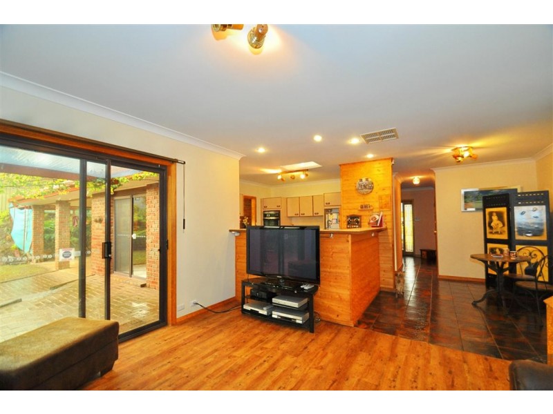 6 Mark Court, O’halloran Hill SA 5158