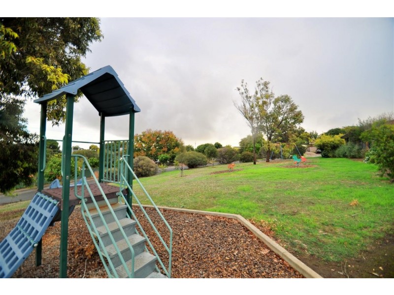 6 Mark Court, O’halloran Hill SA 5158