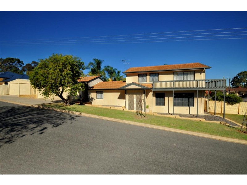 2 Sussex Crescent, Morphett Vale SA 5162