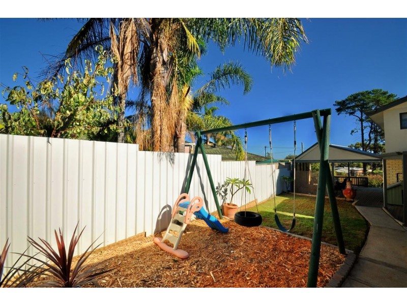 2 Sussex Crescent, Morphett Vale SA 5162