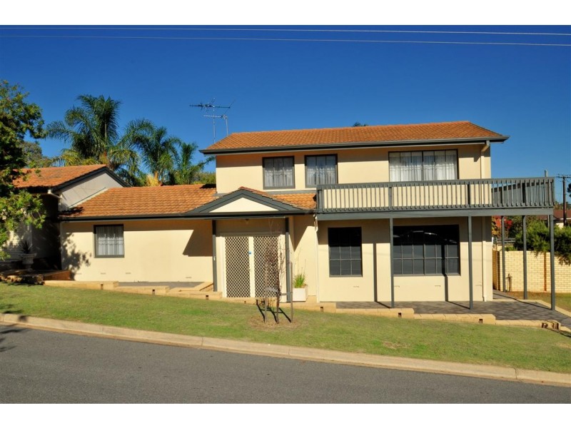 2 Sussex Crescent, Morphett Vale SA 5162