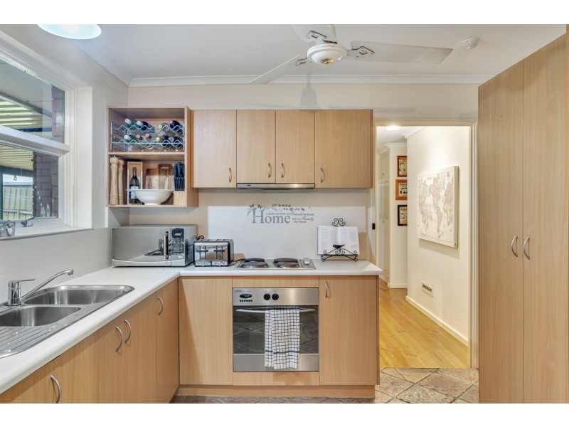 24 Ipari Terrace, Morphett Vale SA 5162