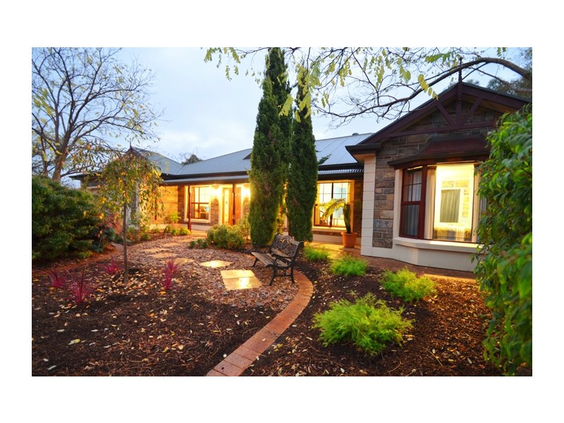 5 Lusitano Court, Woodcroft SA 5162