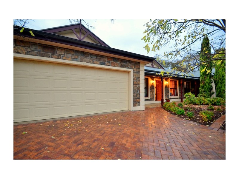 5 Lusitano Court, Woodcroft SA 5162