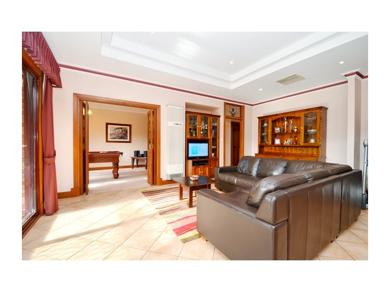 5 Lusitano Court, Woodcroft SA 5162