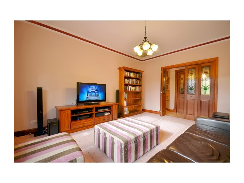 5 Lusitano Court, Woodcroft SA 5162