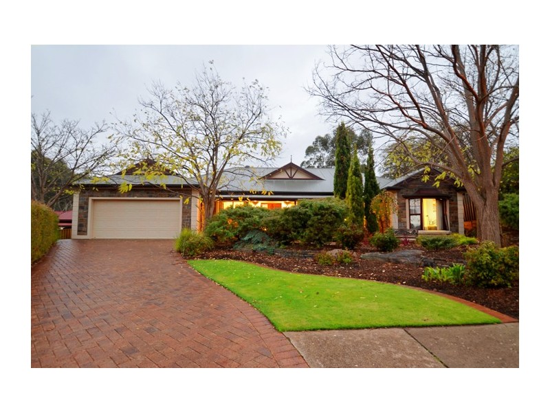 5 Lusitano Court, Woodcroft SA 5162