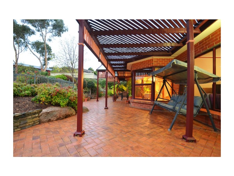 5 Lusitano Court, Woodcroft SA 5162