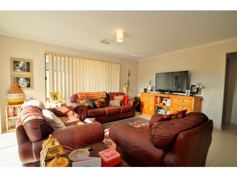 4 Miranda Place, Seaford Meadows SA 5169