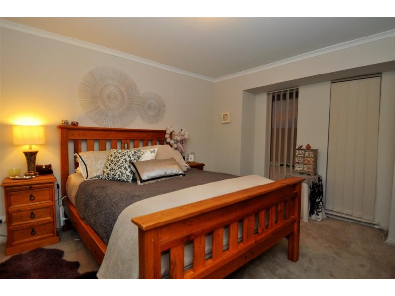 4 Miranda Place, Seaford Meadows SA 5169