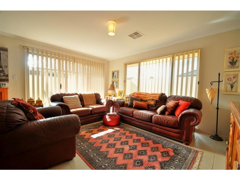 4 Miranda Place, Seaford Meadows SA 5169