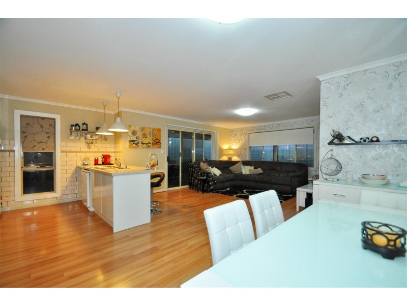 80 Elizabeth Crescent, Hallett Cove SA 5158