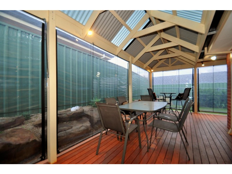 80 Elizabeth Crescent, Hallett Cove SA 5158