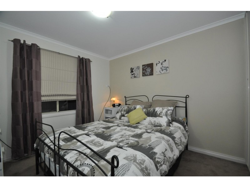 80 Elizabeth Crescent, Hallett Cove SA 5158