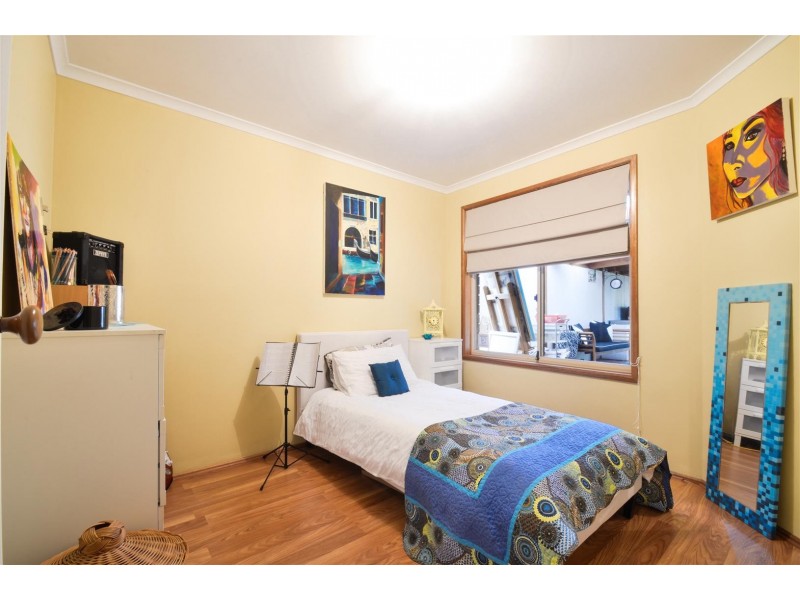 6 Phyllis Court, Trott Park SA 5158
