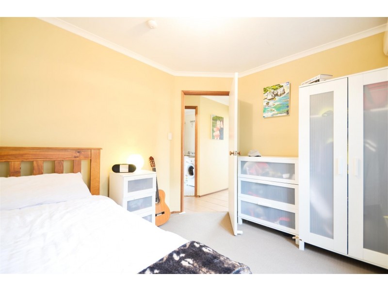 6 Phyllis Court, Trott Park SA 5158