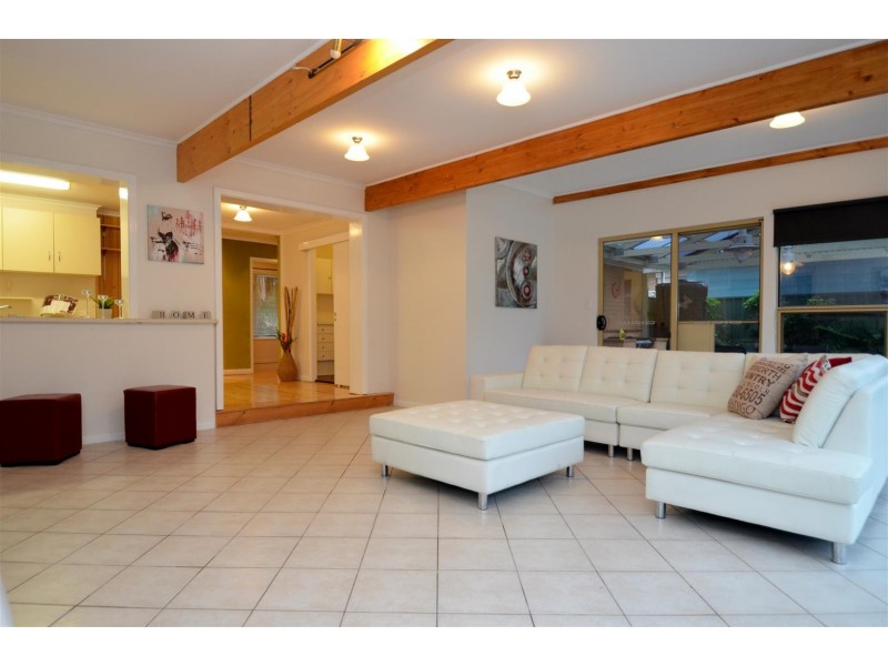 22 Alison Drive, Happy Valley SA 5159