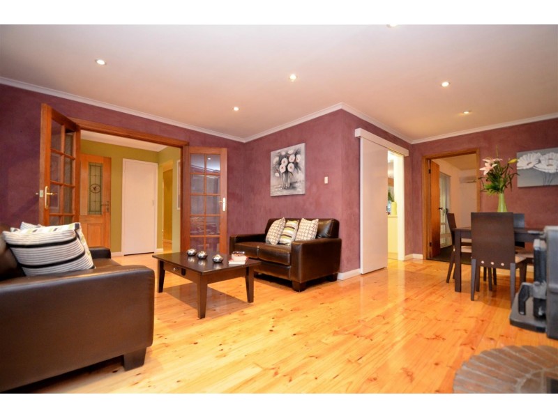 22 Alison Drive, Happy Valley SA 5159