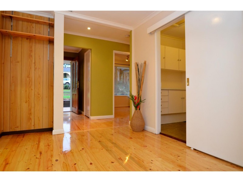 22 Alison Drive, Happy Valley SA 5159