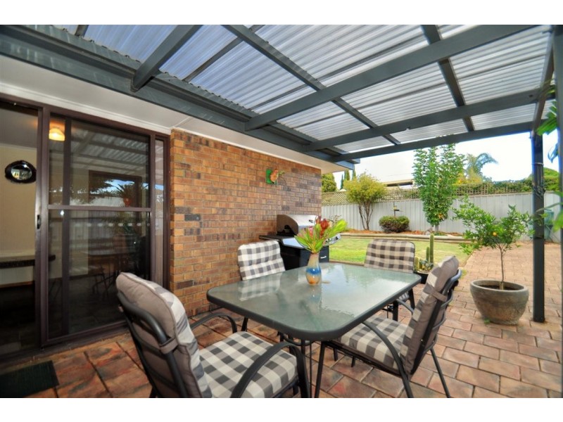 19 Odessa Drive, Woodcroft SA 5162