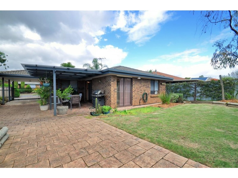 19 Odessa Drive, Woodcroft SA 5162