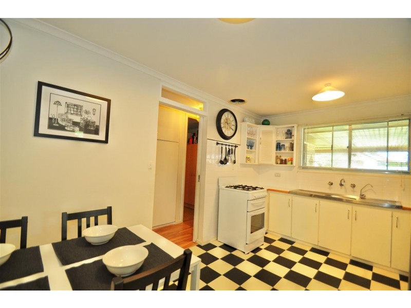 12 Heather Road, Happy Valley SA 5159