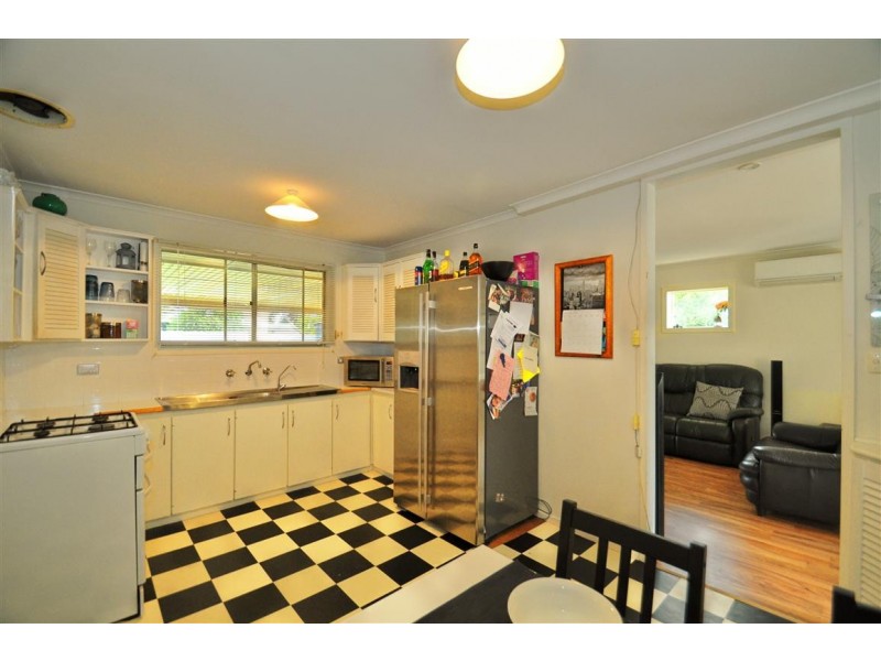 12 Heather Road, Happy Valley SA 5159