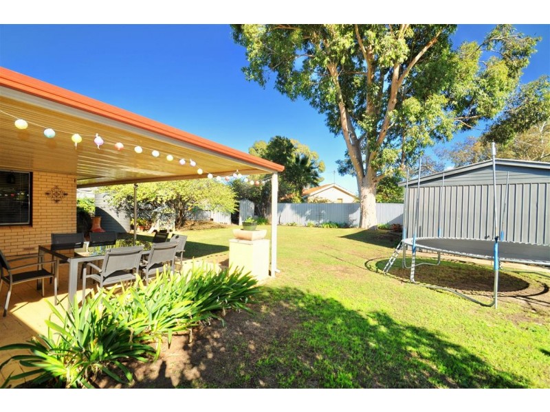 12 Heather Road, Happy Valley SA 5159
