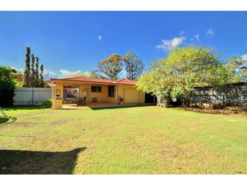 12 Heather Road, Happy Valley SA 5159
