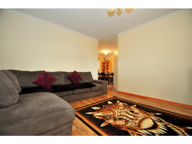 10 McHarg Road, Happy Valley SA 5159