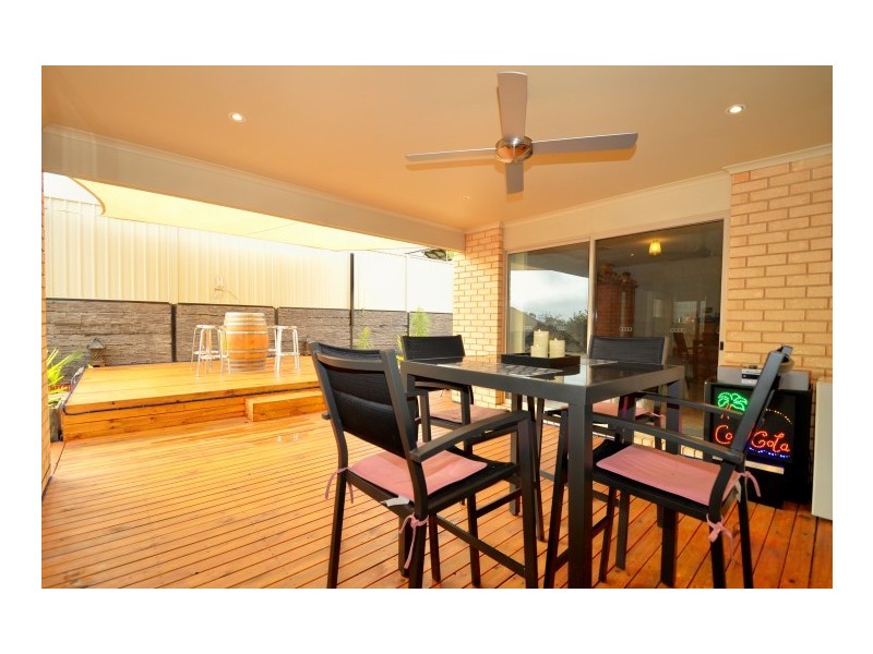 29 Antonio Street, Huntfield Heights SA 5163