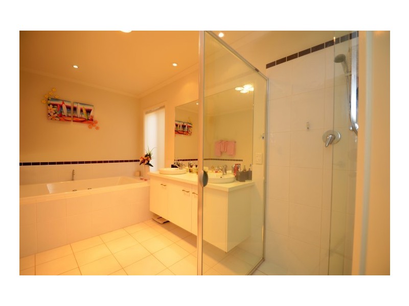 29 Antonio Street, Huntfield Heights SA 5163