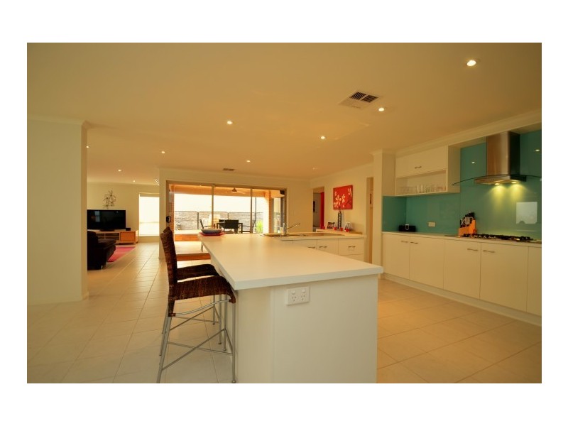 29 Antonio Street, Huntfield Heights SA 5163