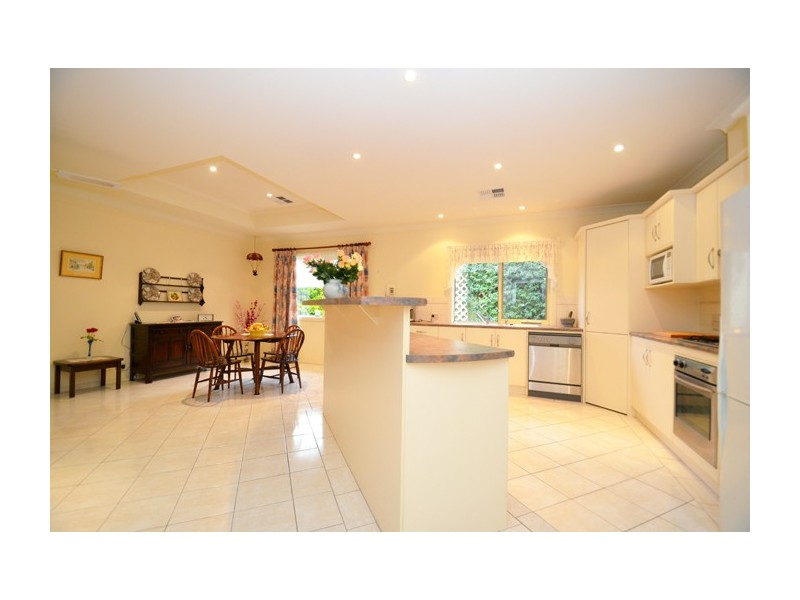 24 Perry Street, Mclaren Vale SA 5171