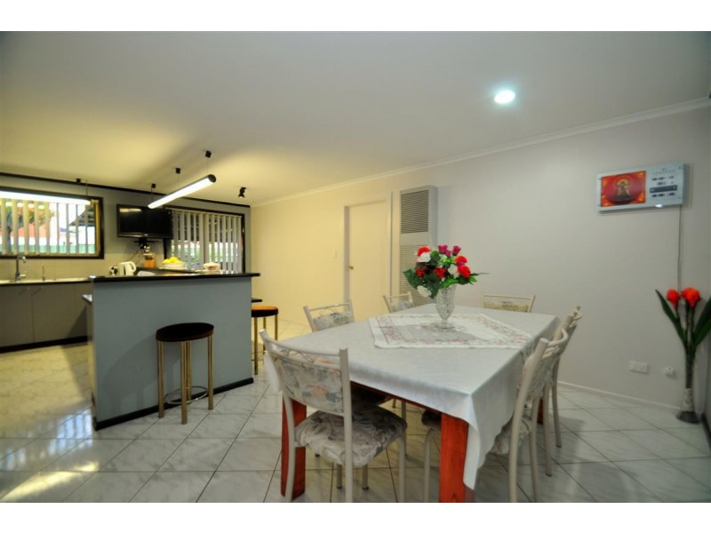 19 Meadfoot Close, Moana SA 5169