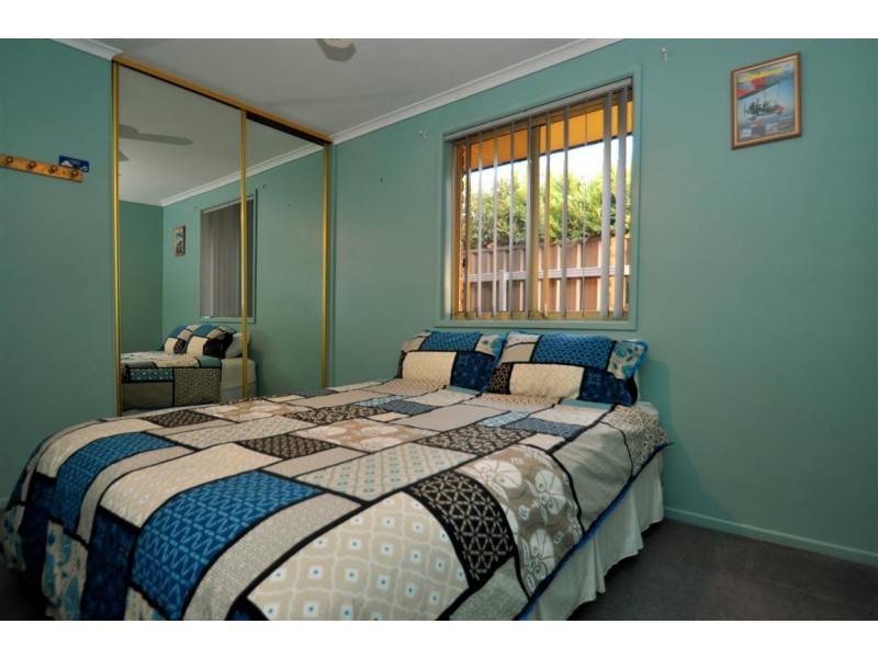 19 Meadfoot Close, Moana SA 5169