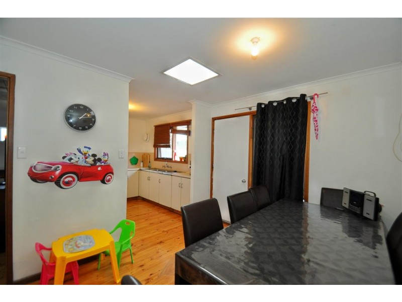 9 Troutbeck Crescent, Huntfield Heights SA 5163