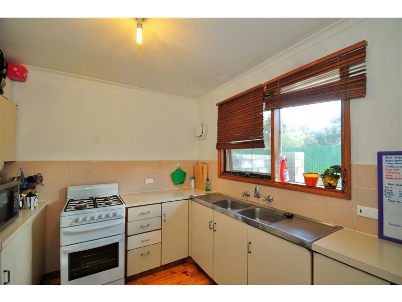 9 Troutbeck Crescent, Huntfield Heights SA 5163