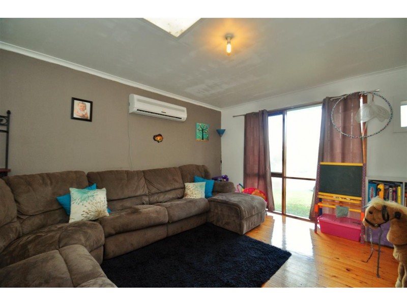 9 Troutbeck Crescent, Huntfield Heights SA 5163