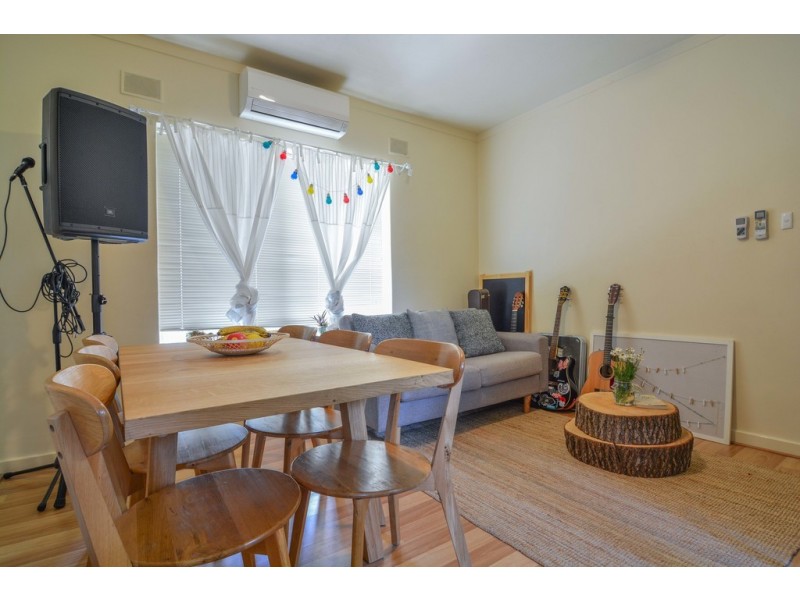 2/11 Crozier Terrace, Oaklands Park SA 5046