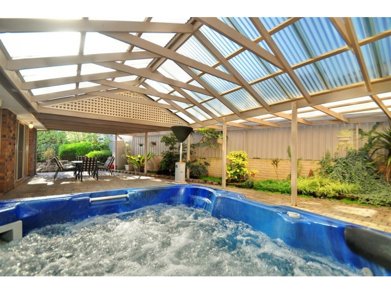 3 Perin Avenue, Woodcroft SA 5162