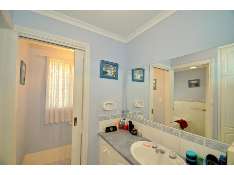 3 Perin Avenue, Woodcroft SA 5162
