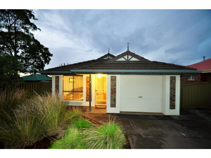 1 Barossa Way, Woodcroft SA 5162