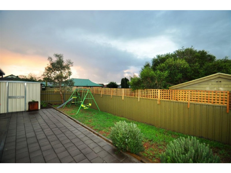 1 Barossa Way, Woodcroft SA 5162