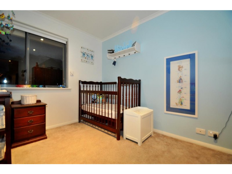 1 Barossa Way, Woodcroft SA 5162