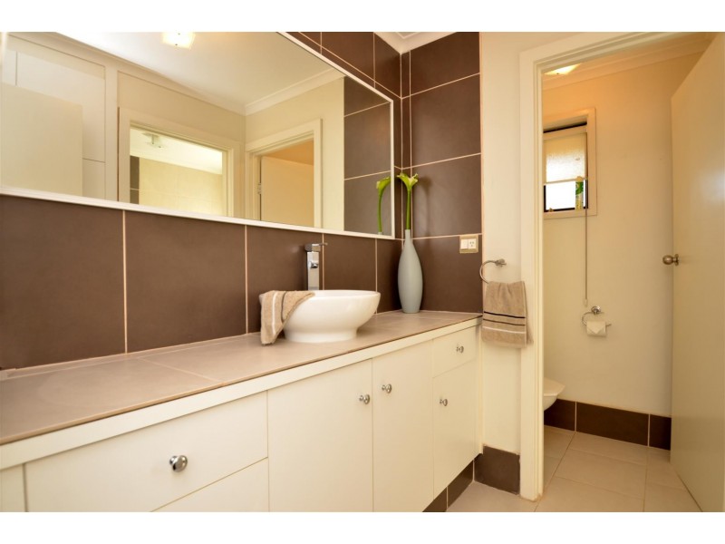 39 Kurrambi Crescent, Hallett Cove SA 5158
